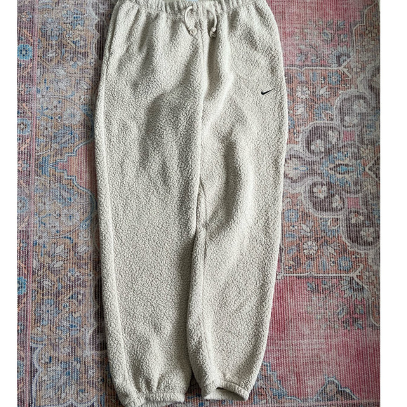 Nike Pants - Nike Women's Therma Fit Training Sherpa Fuzzy Pants Drawstring Cream Size Large